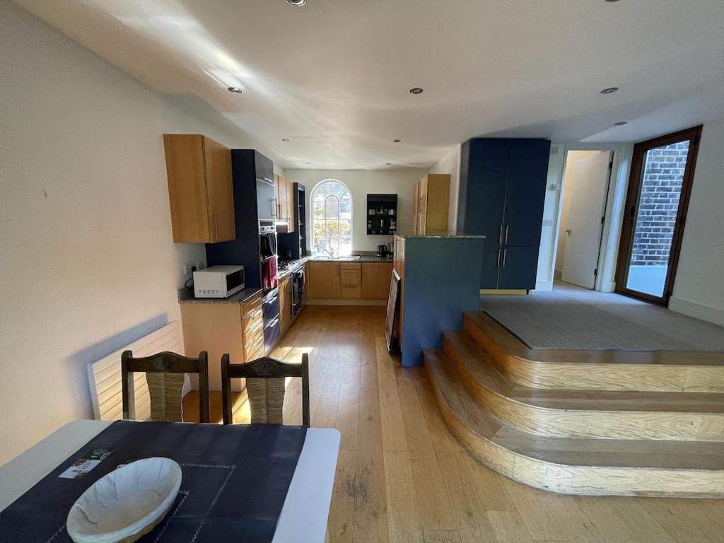 Beautiful 5-Bedroom Townhouse Londen Buitenkant foto